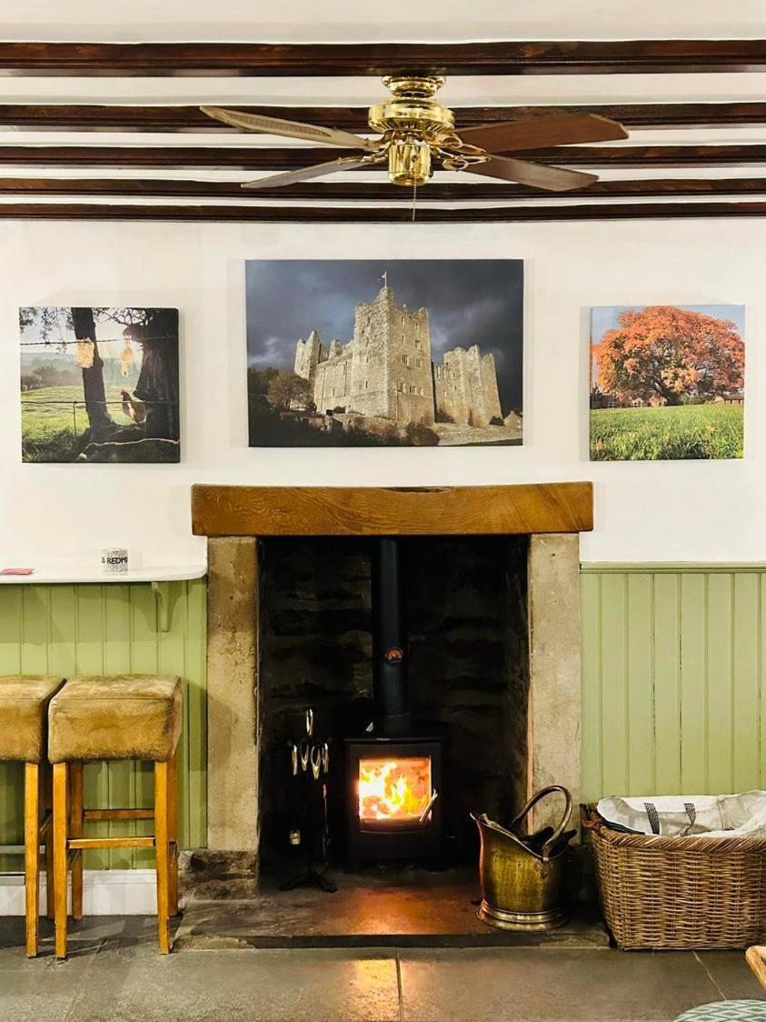 Redmire Village Pub Экстерьер фото